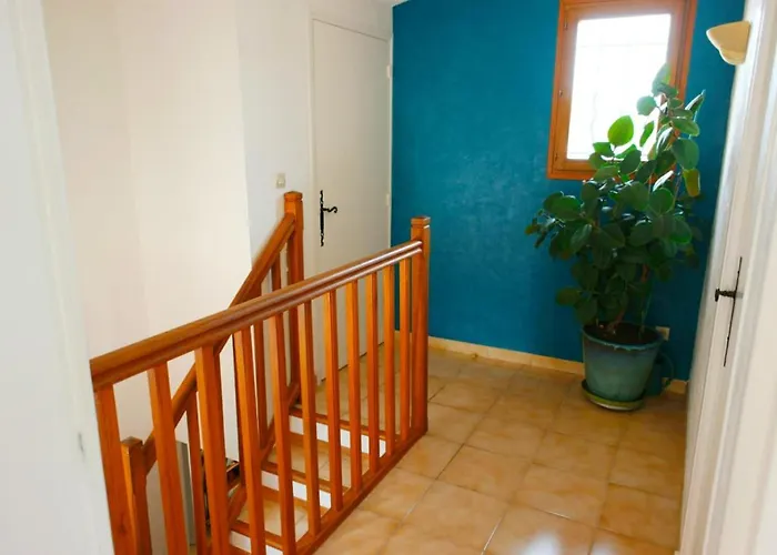 D Hotes De La Louve Bed and breakfast 4*